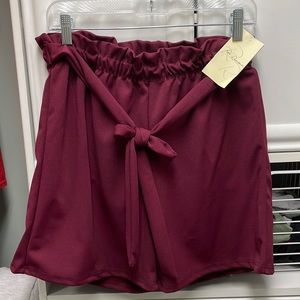 New Rae Republic burgundy shorts